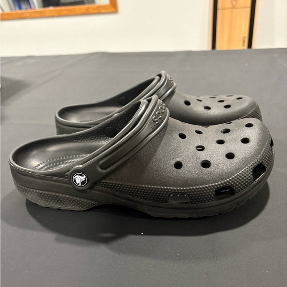 Crocs - Black - Picture 2 of 3